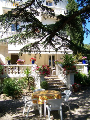 Le Thimothée : Hôtel & Studios
